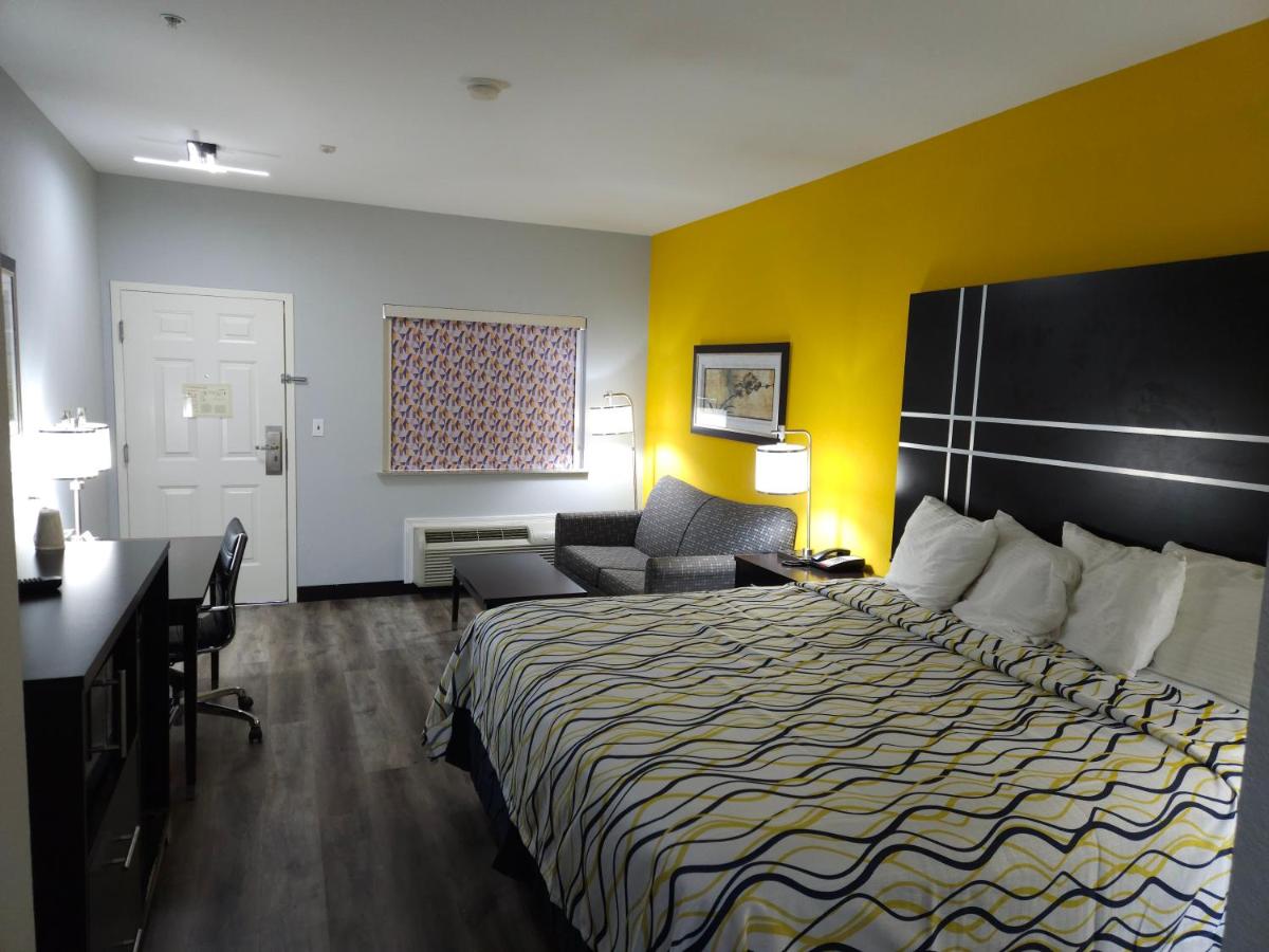  | Executive Inn and Suites Tyler