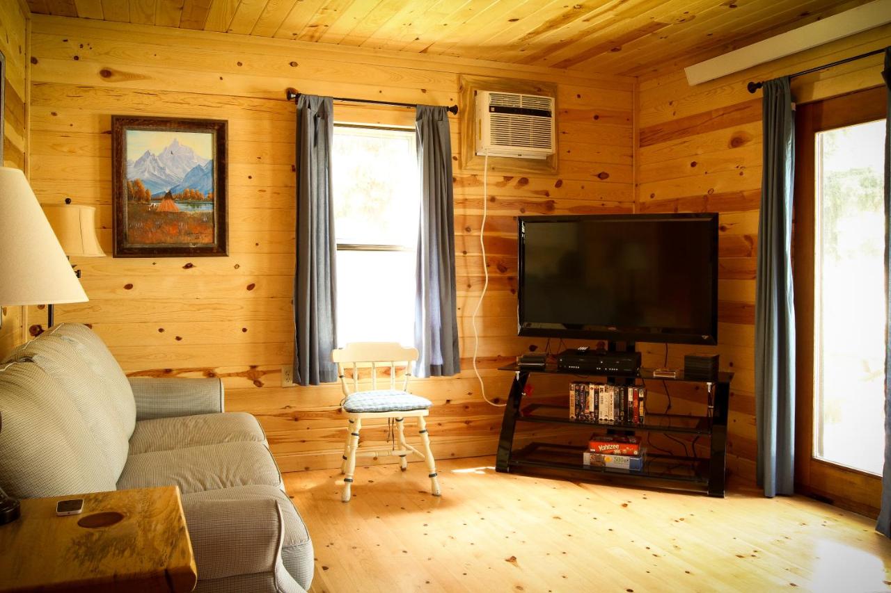  | Cole Cabins