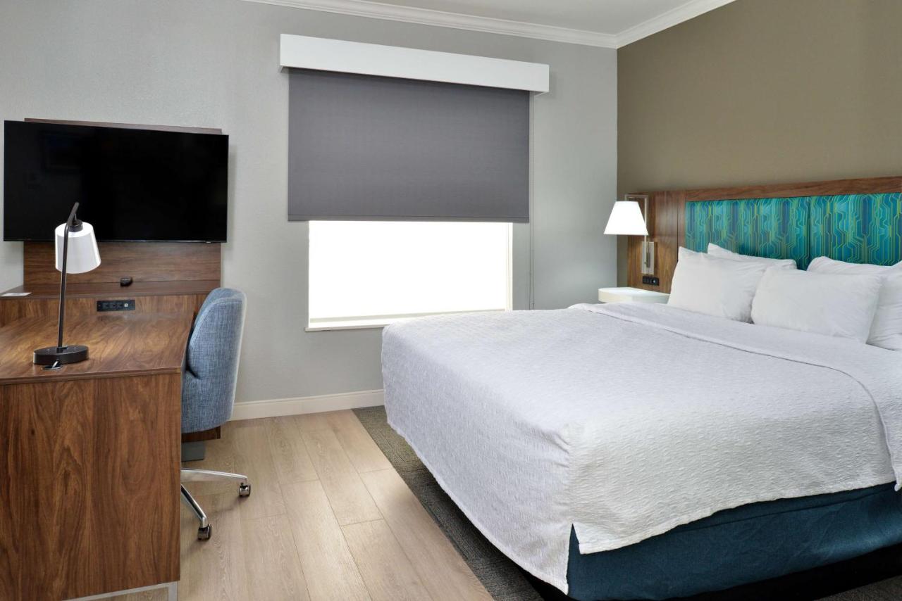King Studio with Sofa Bed - Non-Smoking at Hampton Inn & Suites Greenville