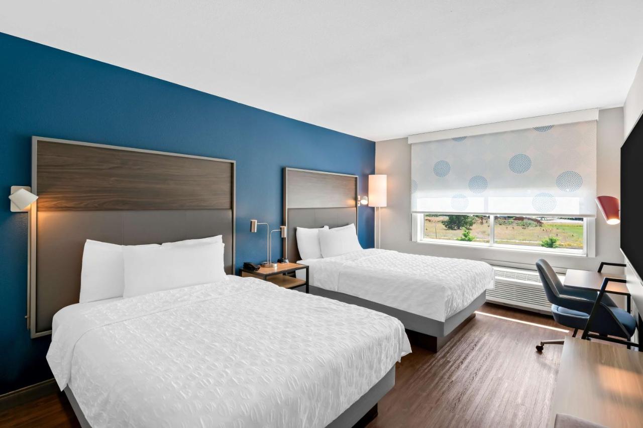 Queen Room with Two Queen Beds at Tru By Hilton Spokane Valley, WA