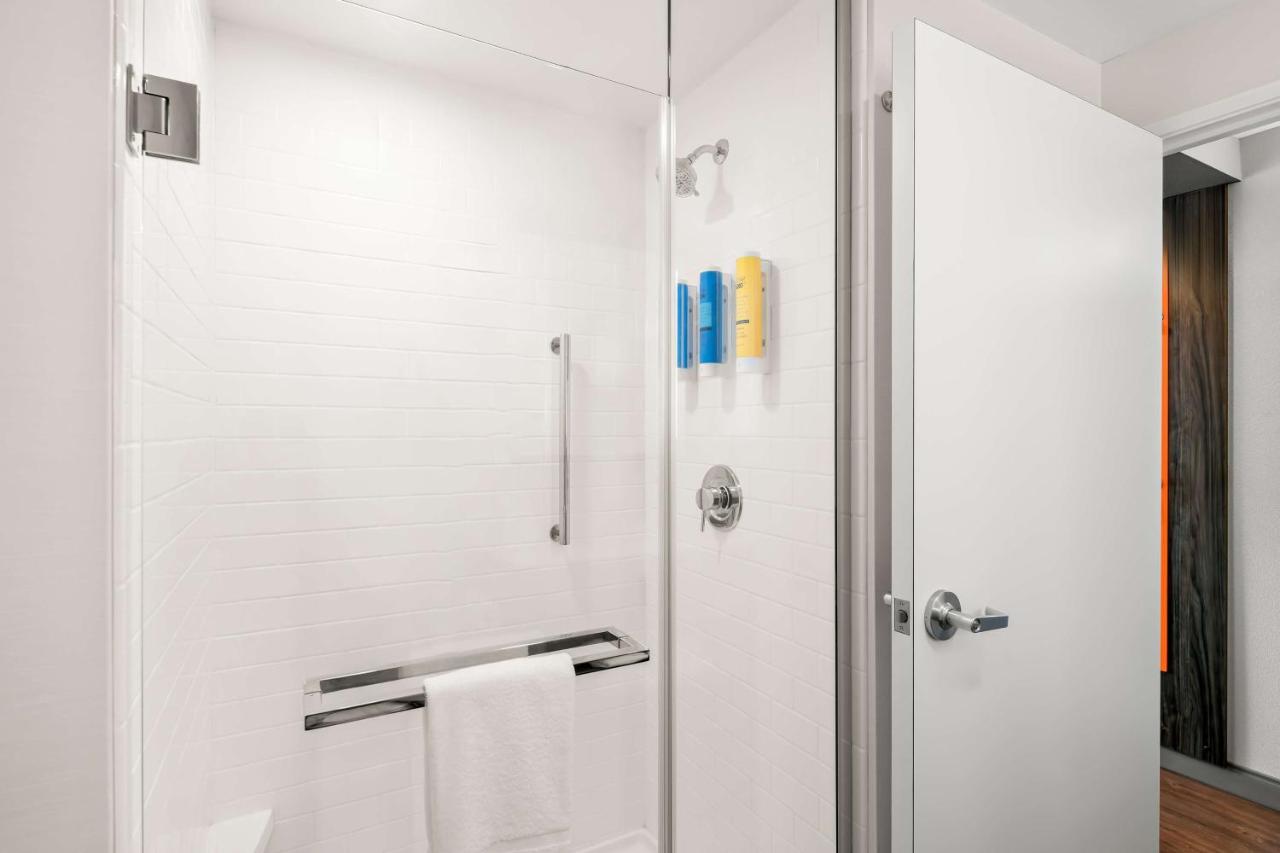 King Room - Hearing Accessible at Tru By Hilton Spokane Valley, WA
