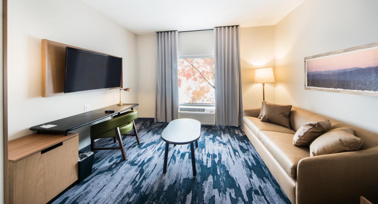 King Studio Suite with Sofa Bed at Fairfield Inn & Suites by Marriott Melbourne Viera Town Center