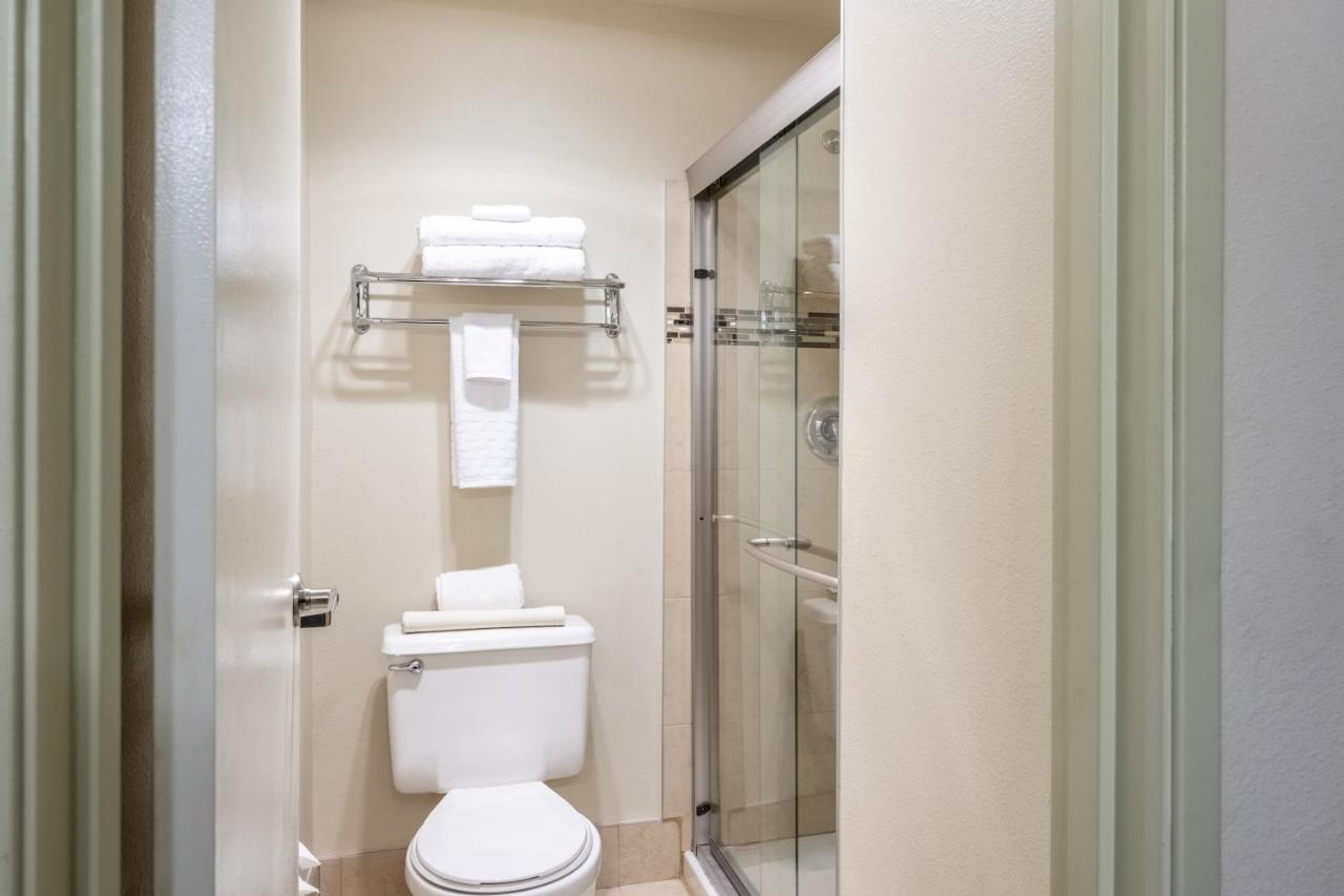  | Best Western Alderwood