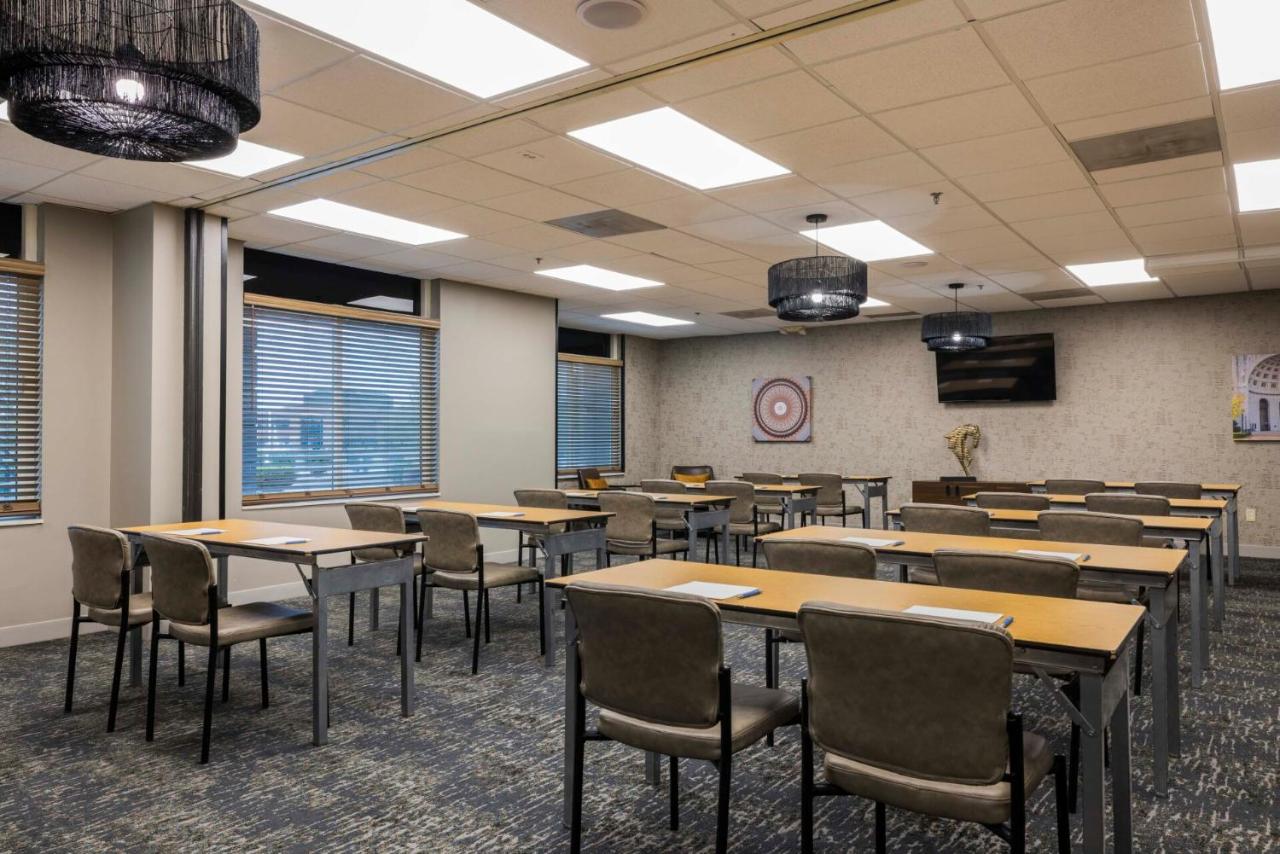  | Four Points by Sheraton Columbus-Polaris