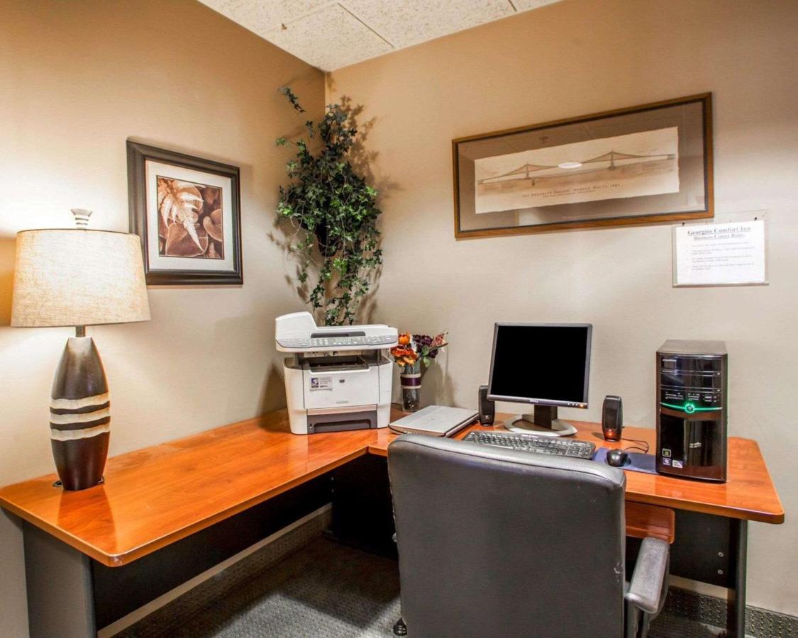 | Quality Inn & Suites Orland Park - Chicago