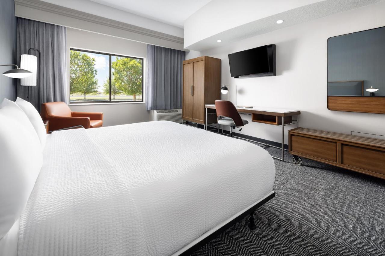 King Room with Sofa Bed at Courtyard by Marriott Amarillo West/Medical Center