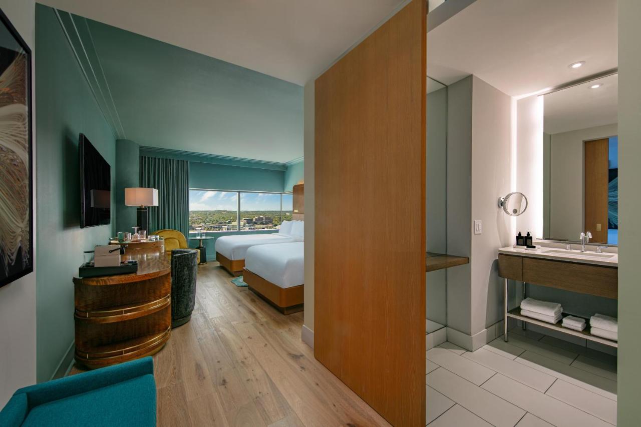 Wonderful Room, Guest room, 2 Queen, Balcony at W Austin