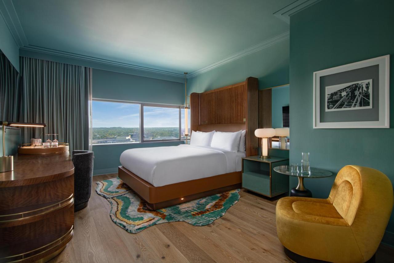 Spectacular Room, Guest room, 1 King at W Austin