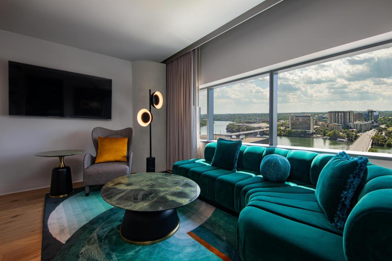 Cool Corner Suite, 1 Bedroom Suite, 1 King, Corner room at W Austin