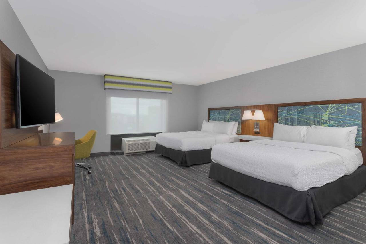 Queen Room with Two Queen Beds - Disability Access Hearing Accessible/Accessible Tub - Non-Smoking at Hampton Inn & Suites Lincoln - Northeast I-80