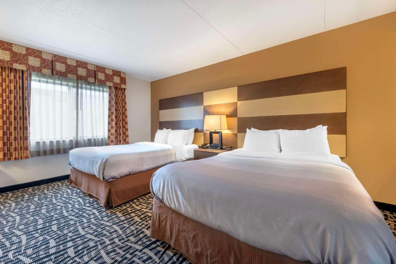 | Quality Inn & Suites Mayo Clinic Area