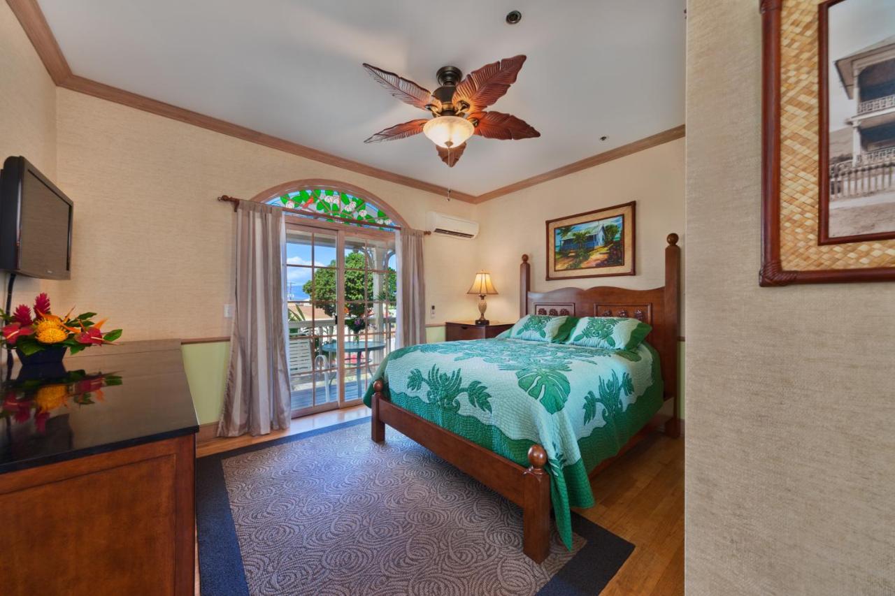 | The Plantation Inn - Free Breakfast