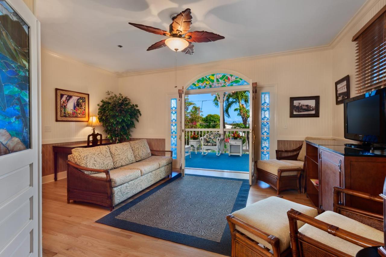 | The Plantation Inn - Free Breakfast