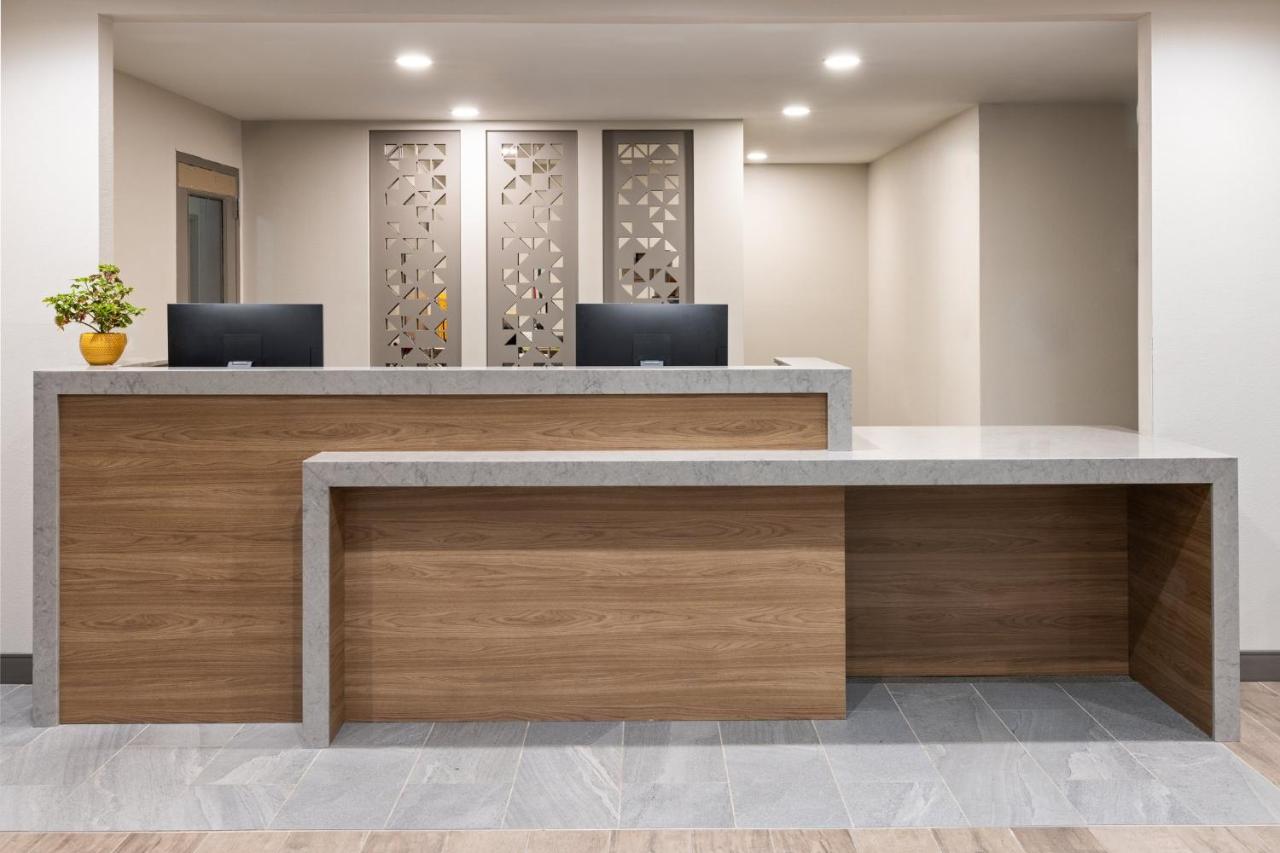 | Candlewood Suites Chambersburg, an IHG Hotel