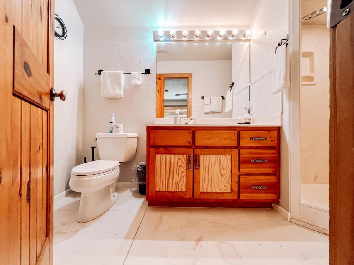 | Gruene Cottages