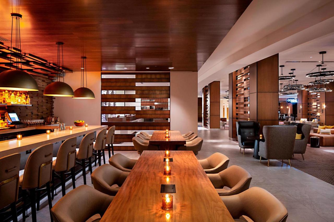 | Indianapolis Marriott Downtown