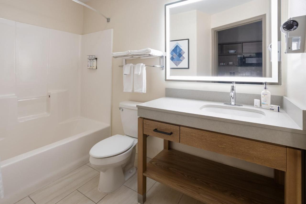 | Candlewood Suites Chambersburg, an IHG Hotel