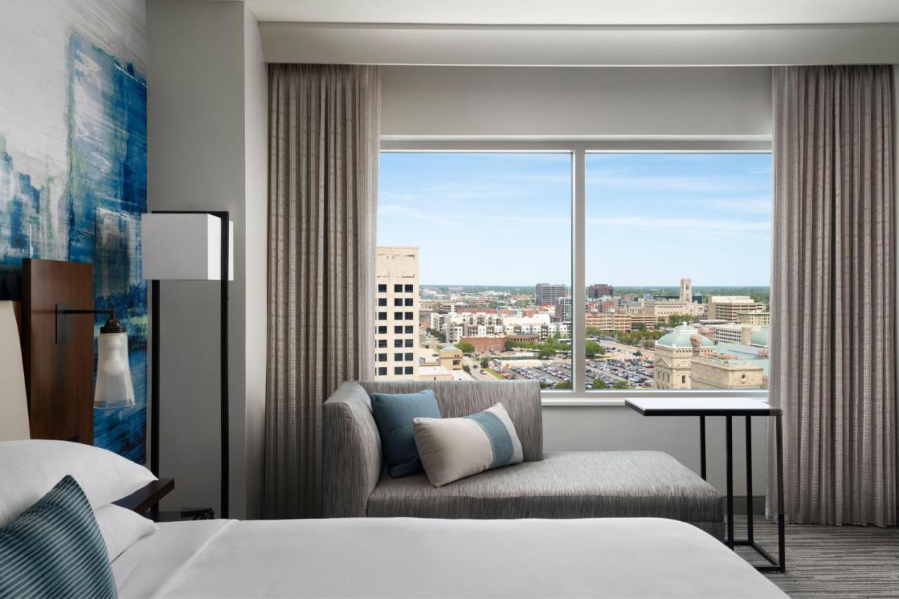 | Indianapolis Marriott Downtown