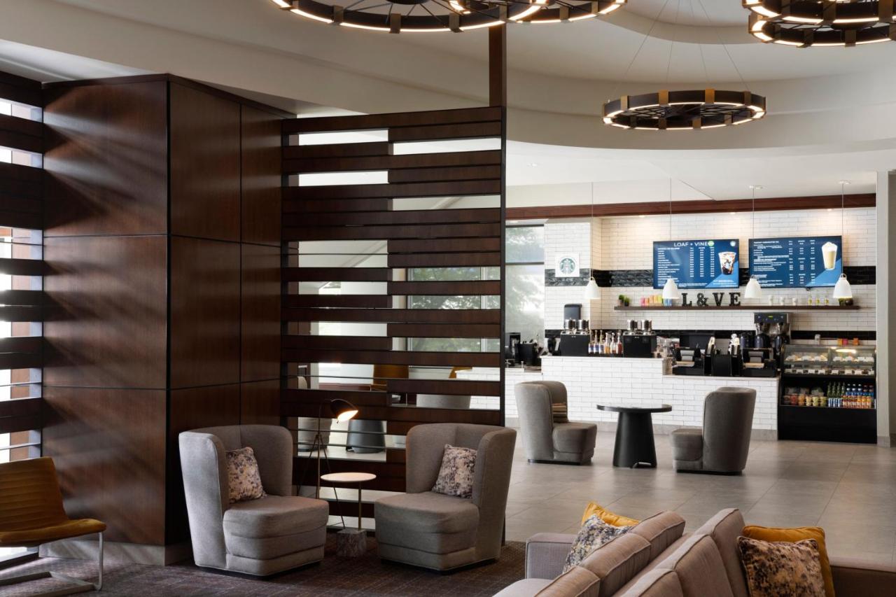 | Indianapolis Marriott Downtown