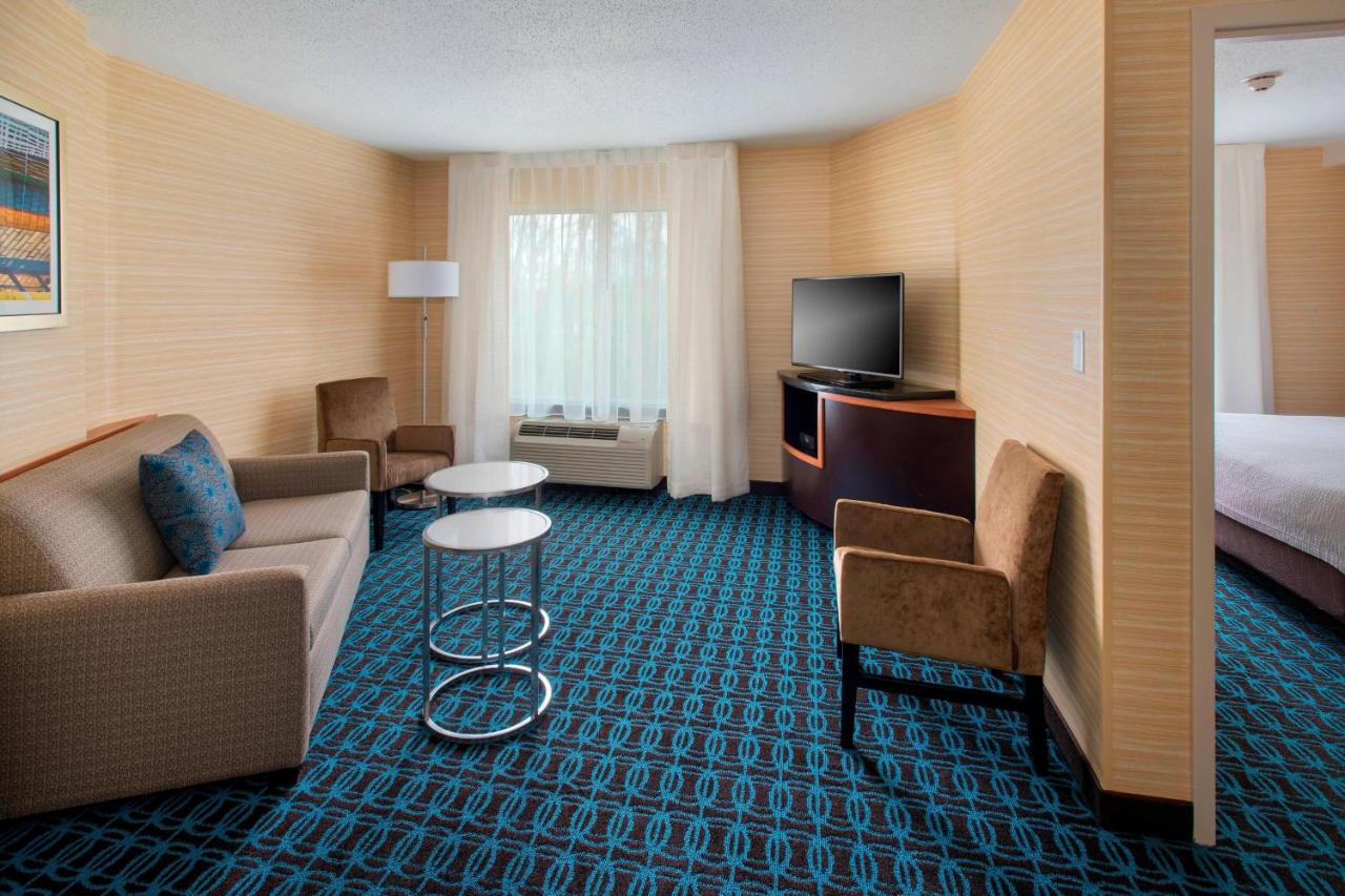 | Fairfield Inn & Suites Verona