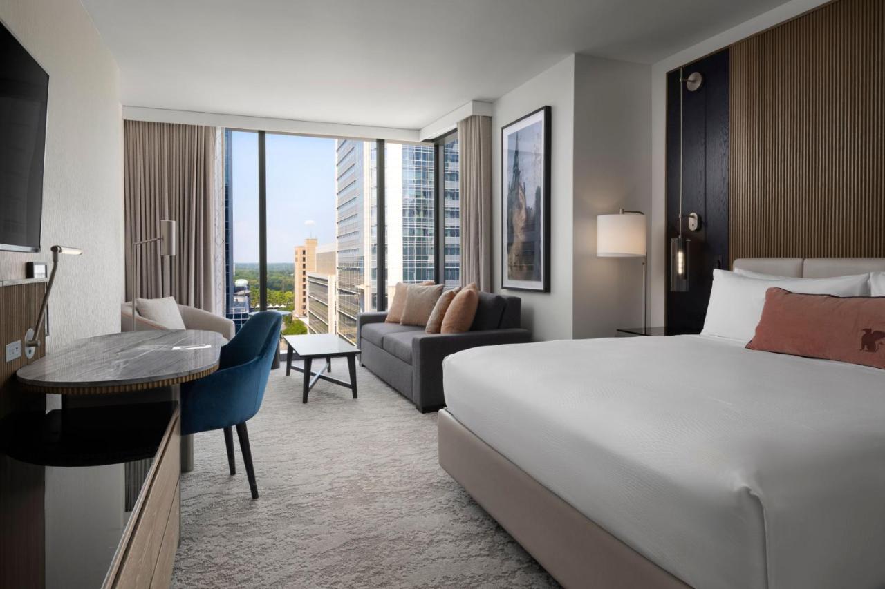 Large Corner King Room - High Floor at JW Marriott Charlotte