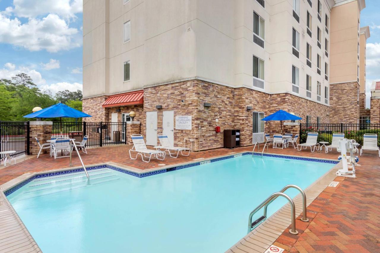 | Fairfield Inn & Suites by Marriott Houston Conroe