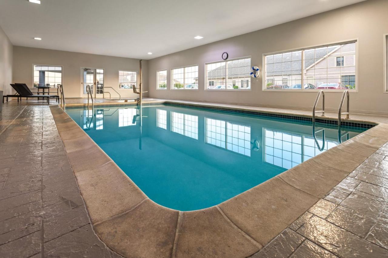 | Candlewood Suites Chambersburg, an IHG Hotel