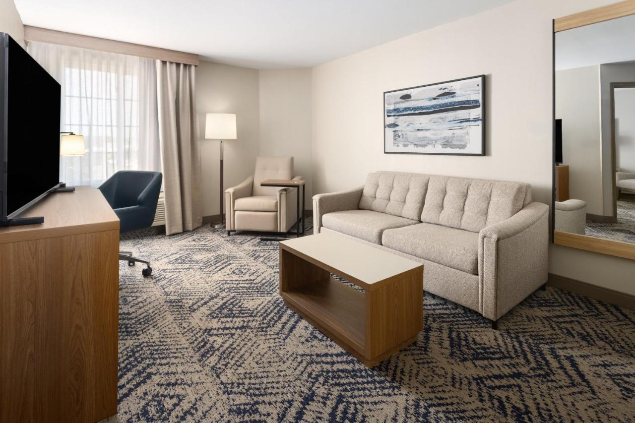 | Candlewood Suites Chambersburg, an IHG Hotel