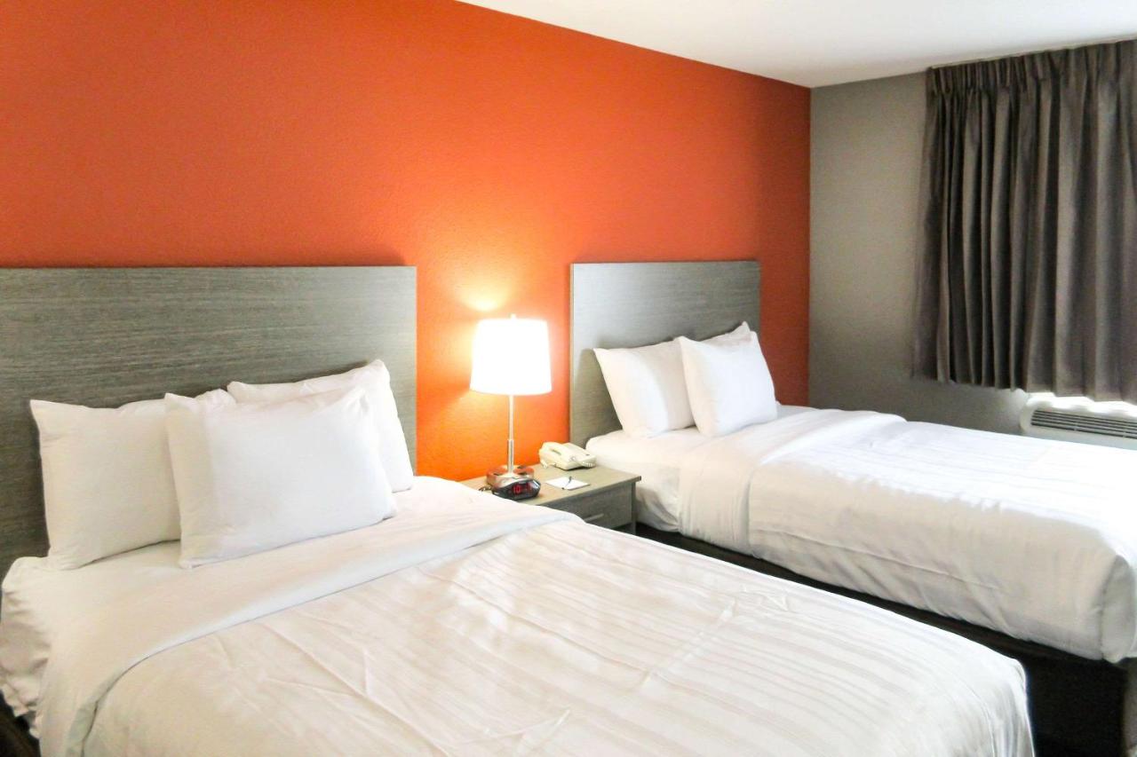 Double Room with Two Double Beds - Non-Smoking at Quality Inn & Suites Hammond Near I-8090