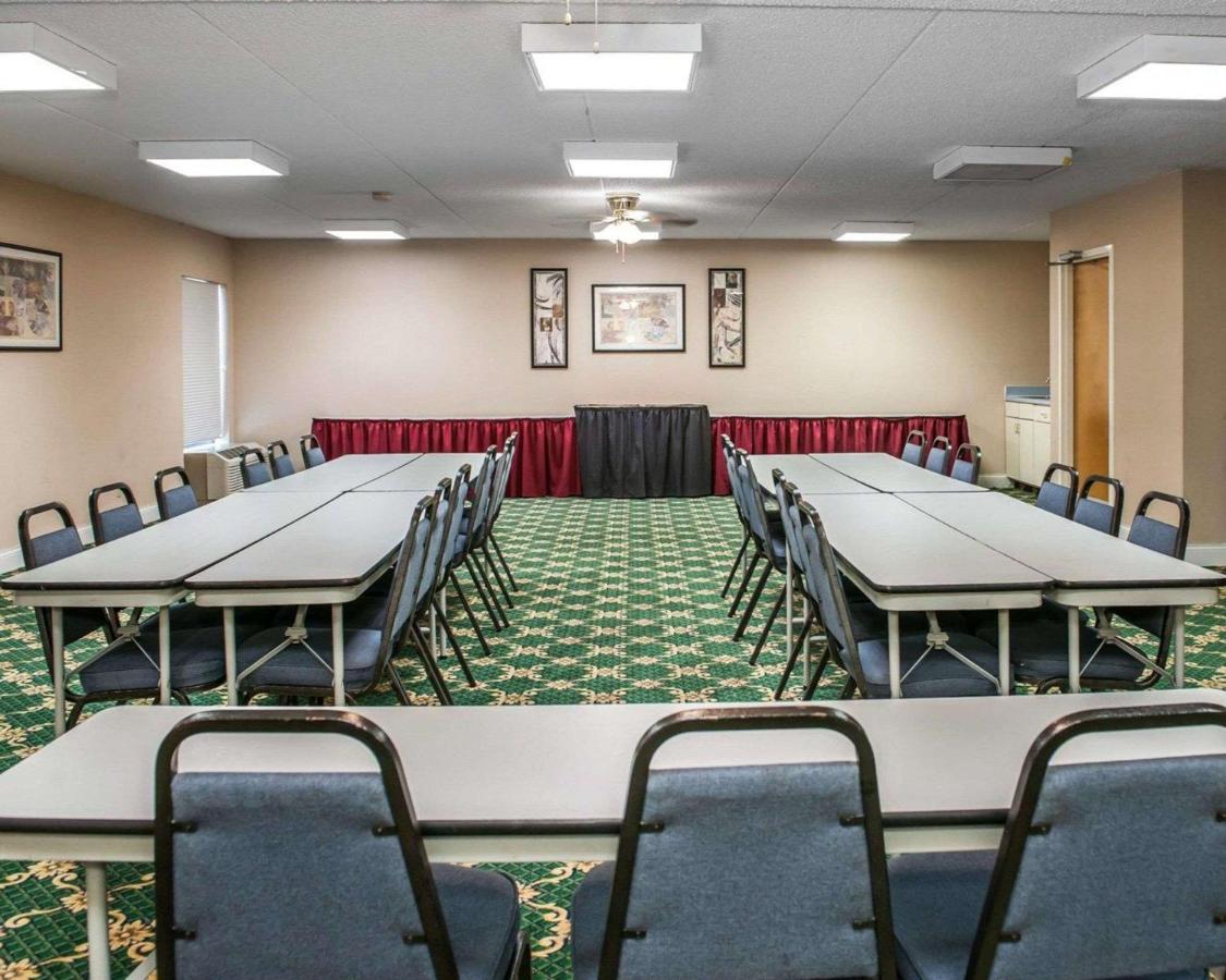 | Quality Inn Rochester