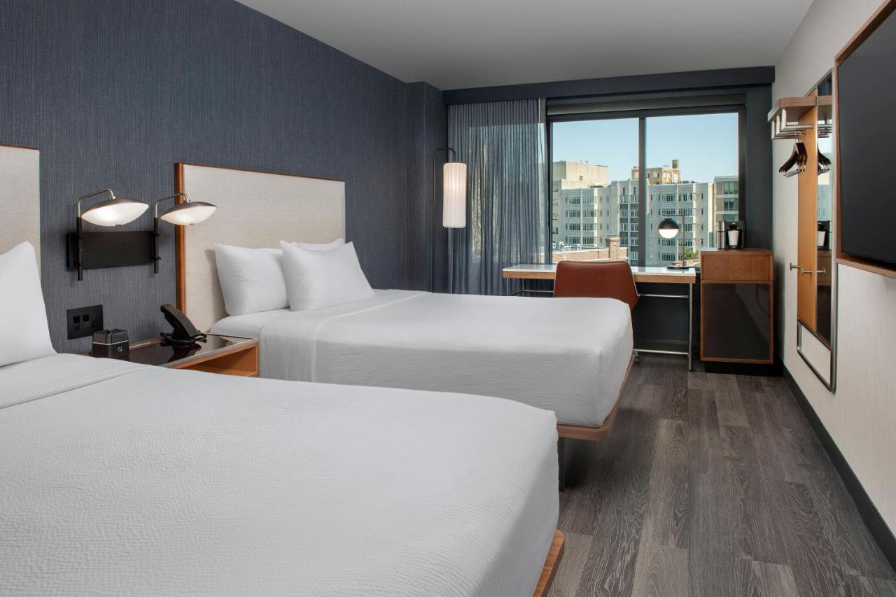 | Courtyard by Marriott Washington, DC Dupont Circle
