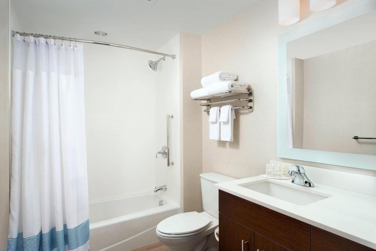  | TownePlace Suites by Marriott Alexandria Fort Belvoir