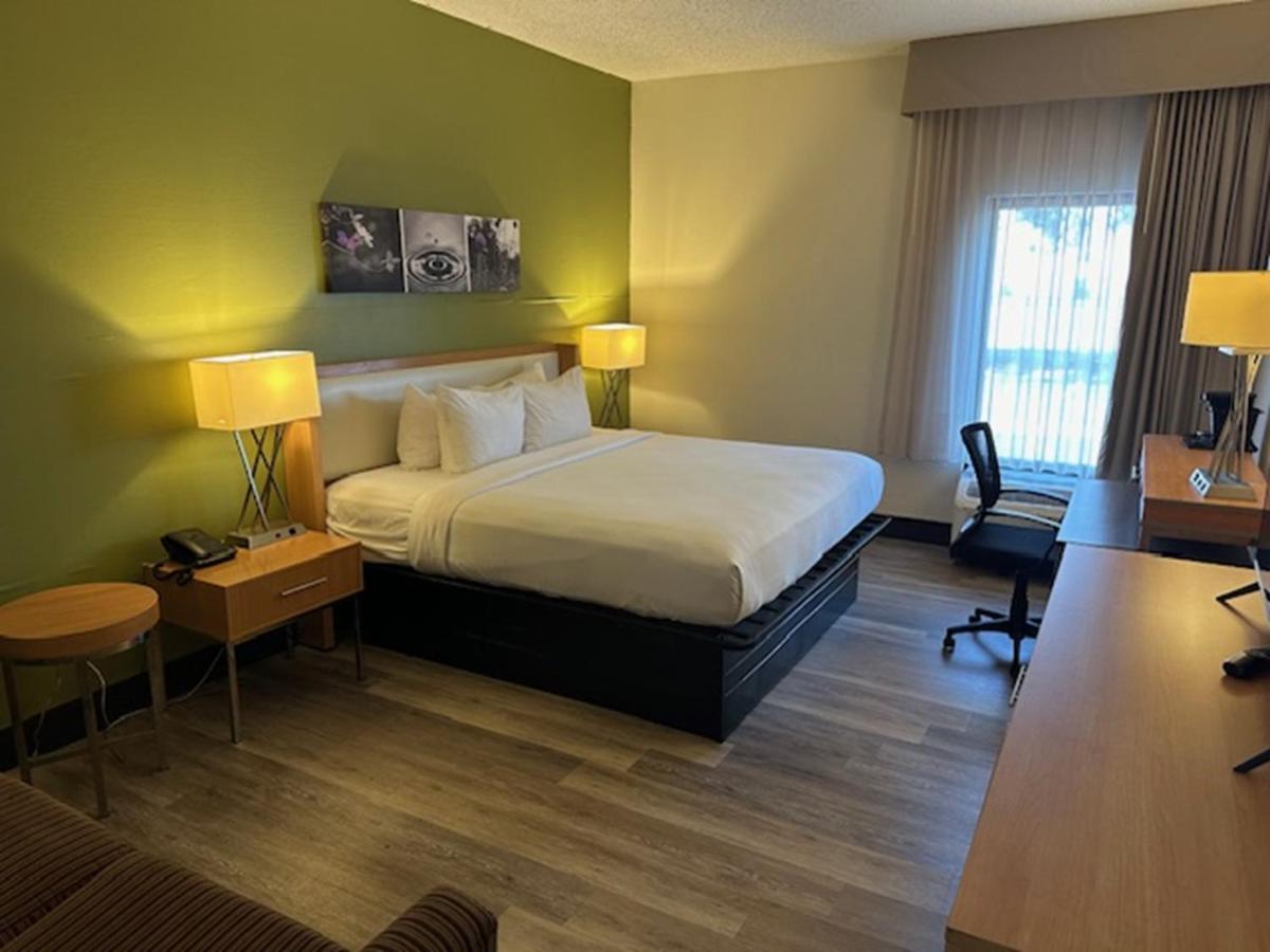 King Room - Accessible/Non Smoking at Sleep Inn & Suites Memphis Southeast