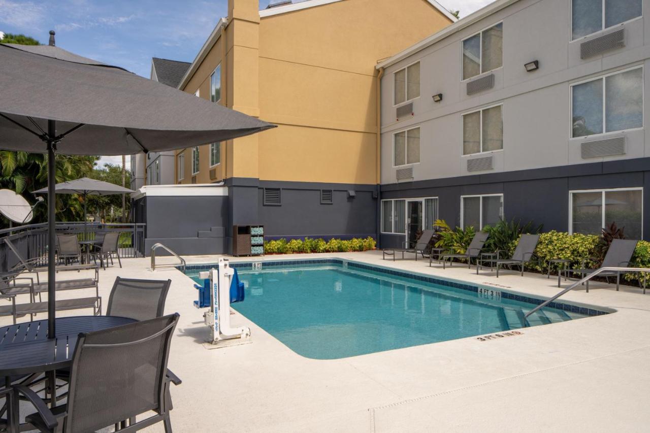 | Fairfield Inn & Suites by Marriott Ft. Myers/Cape Coral