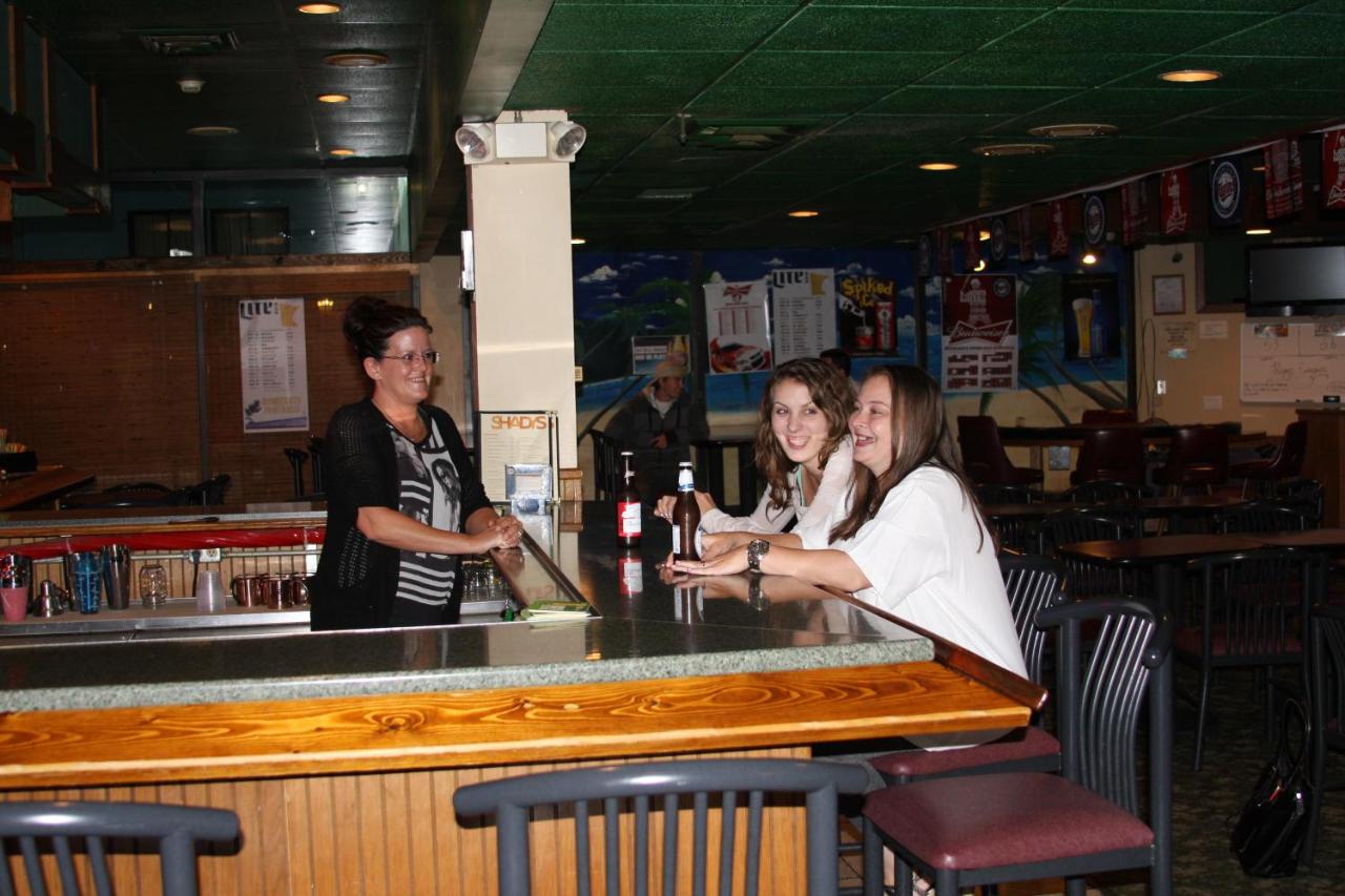  | Gladstone Inn and Suites