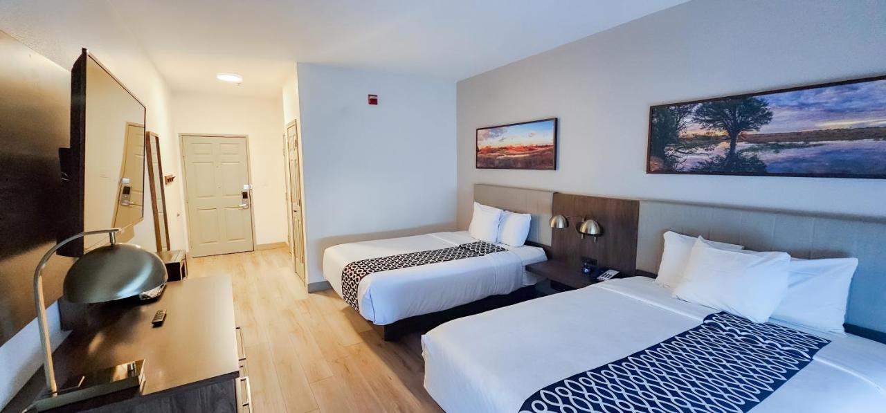 Queen Room with Two Queen Beds - Disability Access at La Quinta Inn & Suites by Wyndham Dallas Mesquite