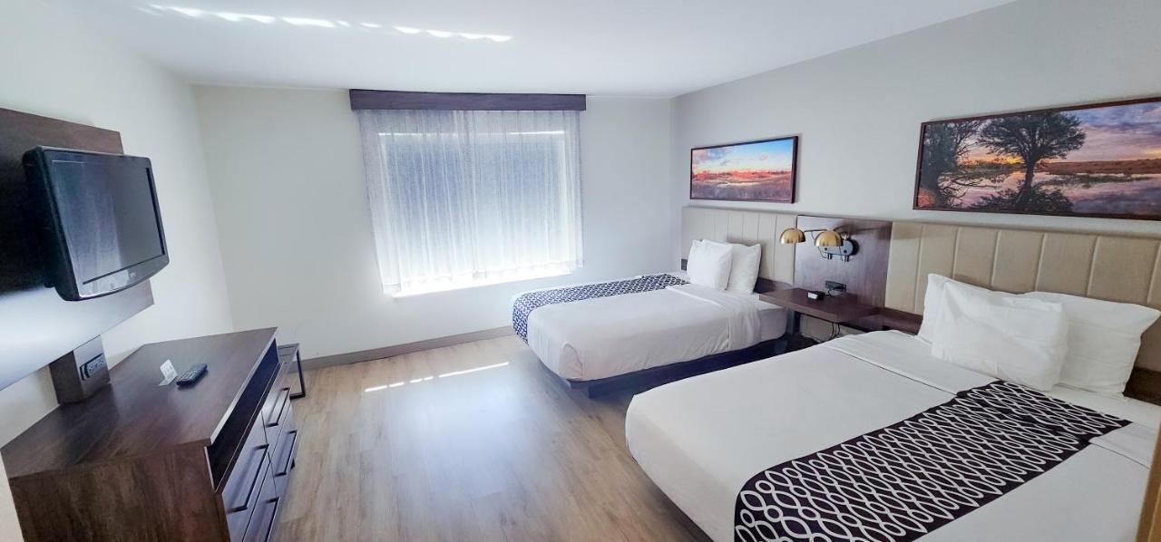 Deluxe Suite with Two Queen Beds - Mobility Access/Non-Smoking at La Quinta Inn & Suites by Wyndham Dallas Mesquite