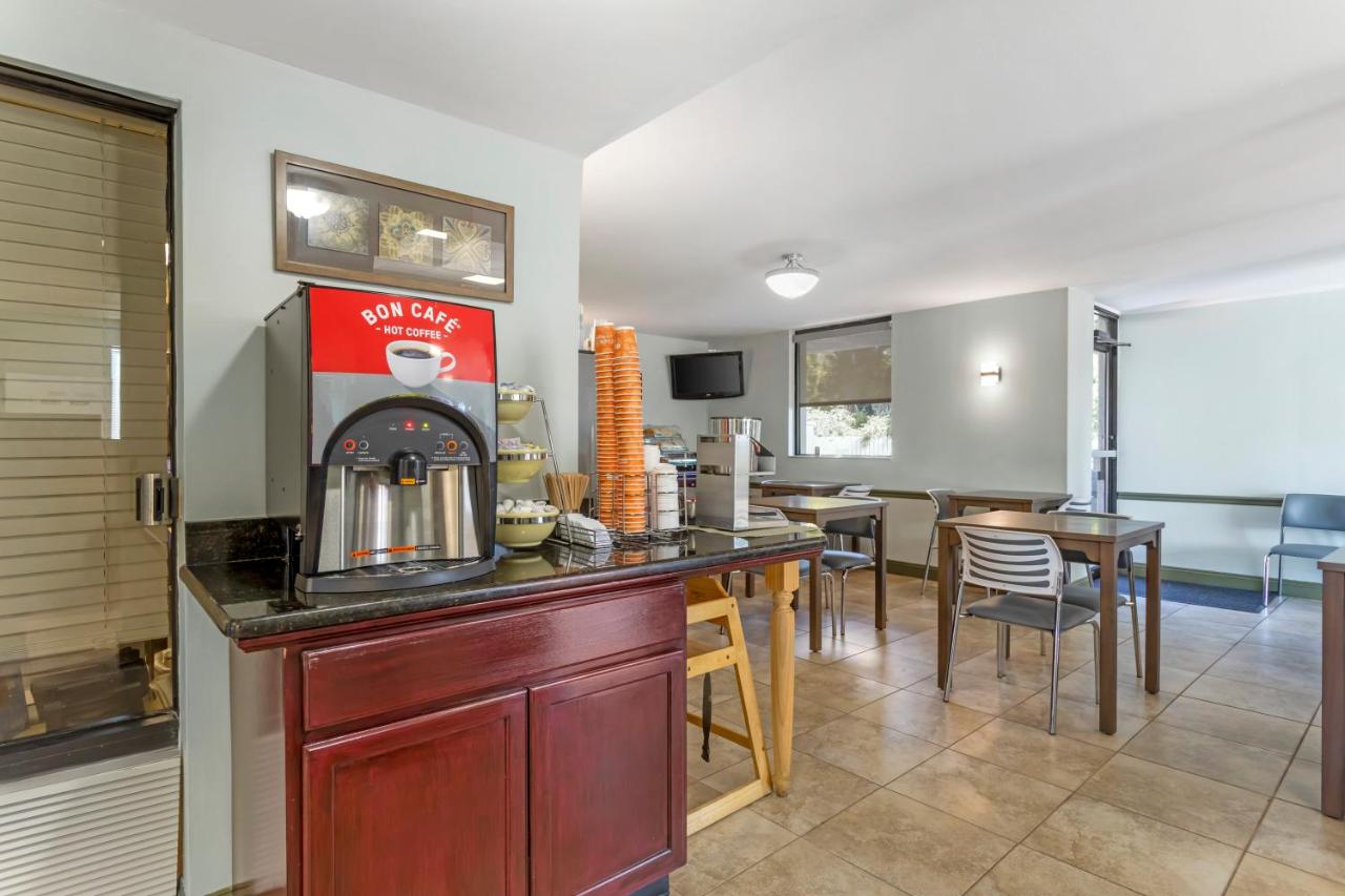 | Quality Inn & Suites St Augustine Beach
