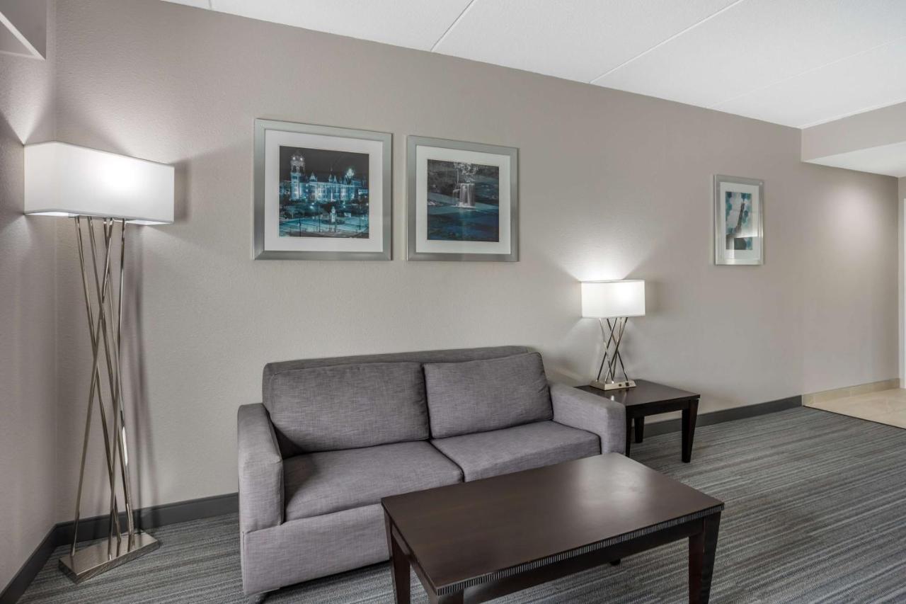 | Best Western Plus Wilkes Barre-Scranton Airport Hotel