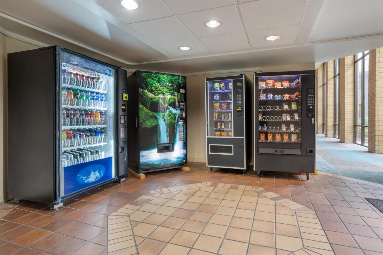 | Americas Best Value Inn & Suites-Texas City/La Marque