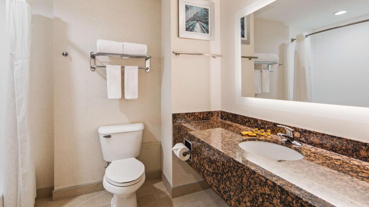 | Best Western Plus Wilkes Barre-Scranton Airport Hotel