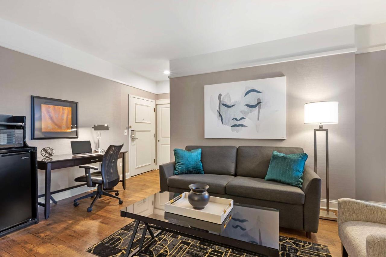 | Best Western Plus Hawthorne Terrace Hotel