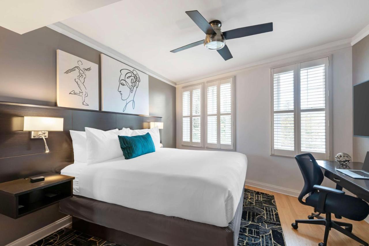 | Best Western Plus Hawthorne Terrace Hotel