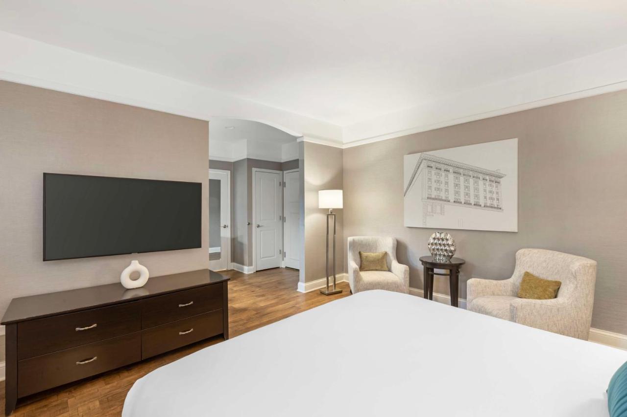 | Best Western Plus Hawthorne Terrace Hotel