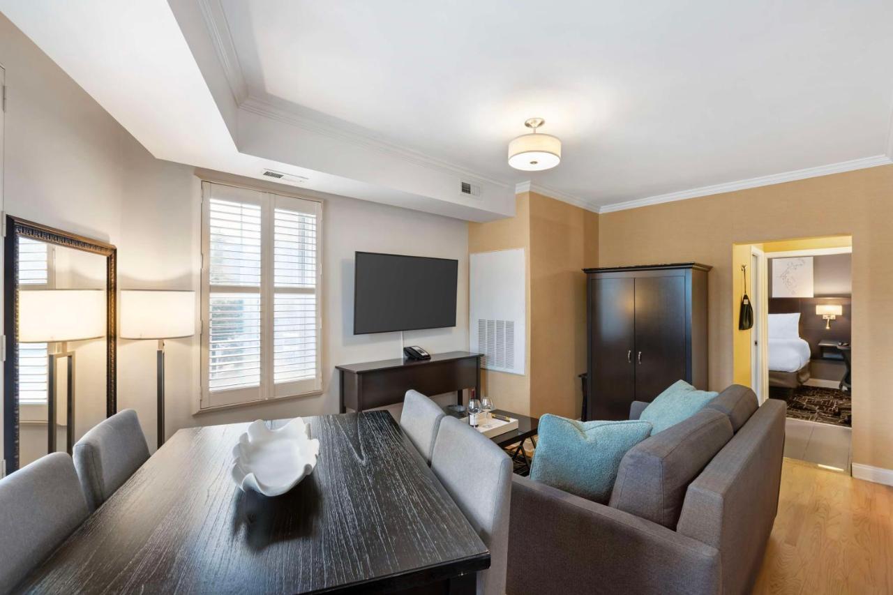 | Best Western Plus Hawthorne Terrace Hotel