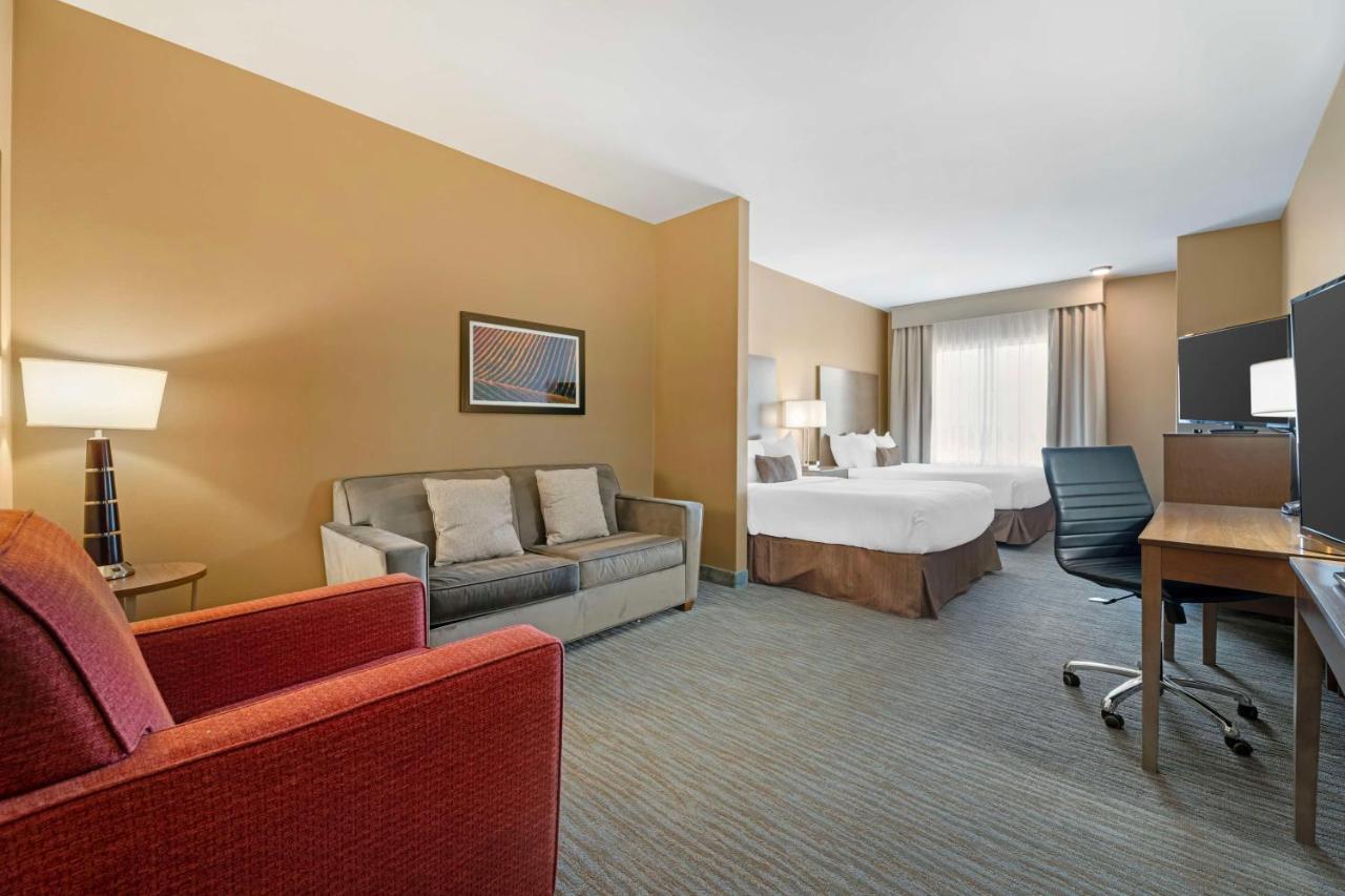 Queen Suite with Two Queen Beds - Disability Access at Best Western Plus Jefferson