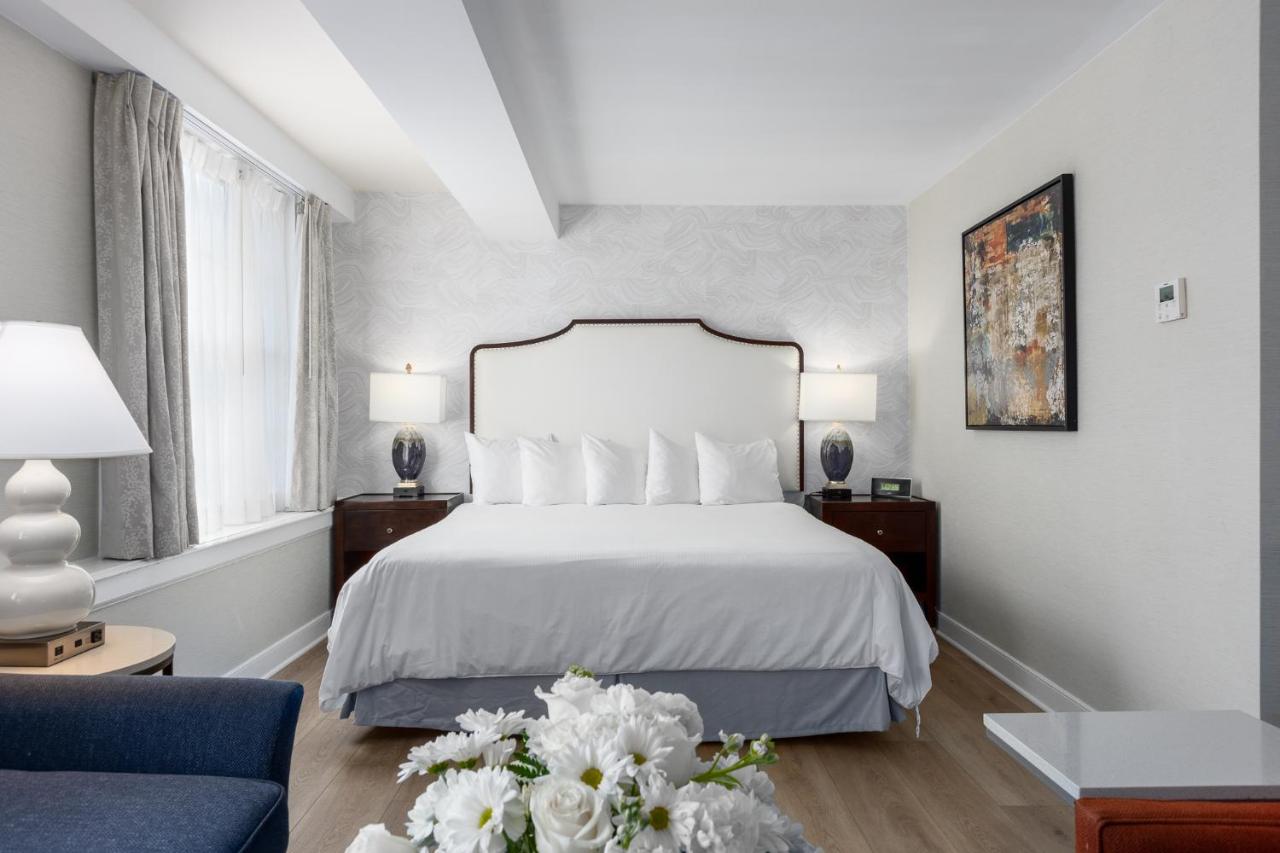 Executive Room with King Bed at The Georgetown Inn