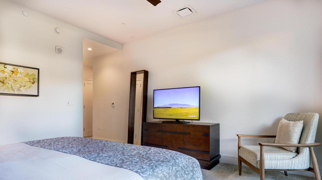 | Maui Westside Presents: Honua Kai - Luana Garden Villas 7B