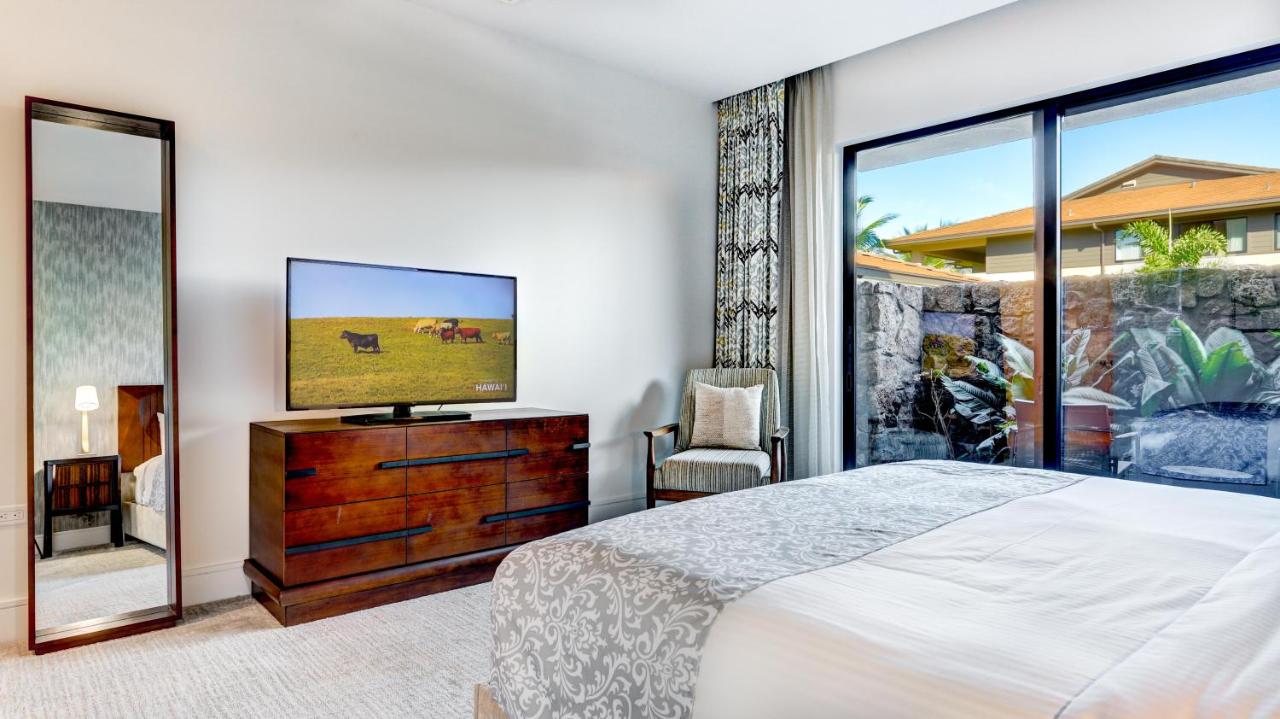 | Maui Westside Presents: Honua Kai - Luana Garden Villas 7B