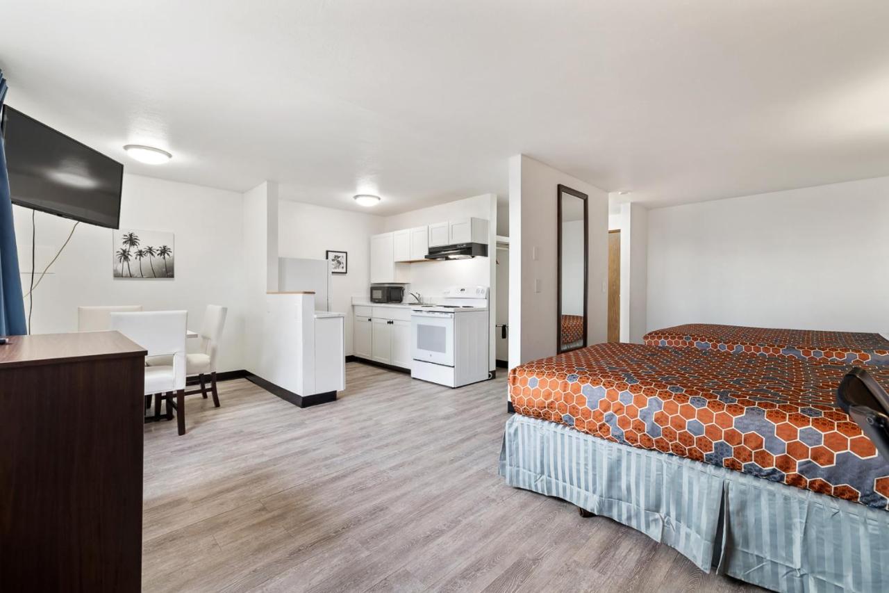 | Kennewick Inn & Suites Tri Cities